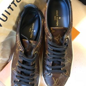 Louis Vuitton Frontrow Sneakers